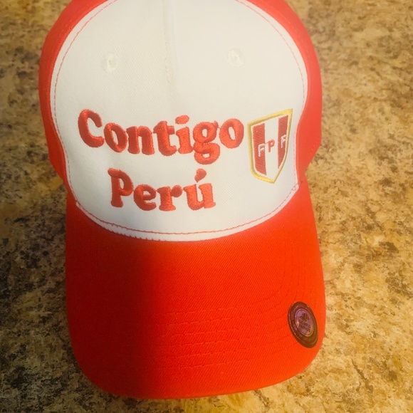 Gorrasdeperu‎ - Picture 1 of 3